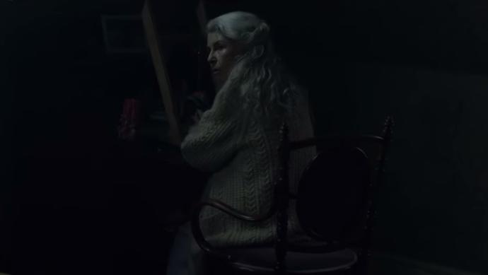 Yaşlı Bir Kadının Evindeki Sır: Relic