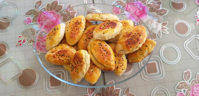 Bu Tarif İle Eviniz Pastane Gibi Kokacak! Tam Kıvamında Bol Peynirli Poğaça Tarifi!