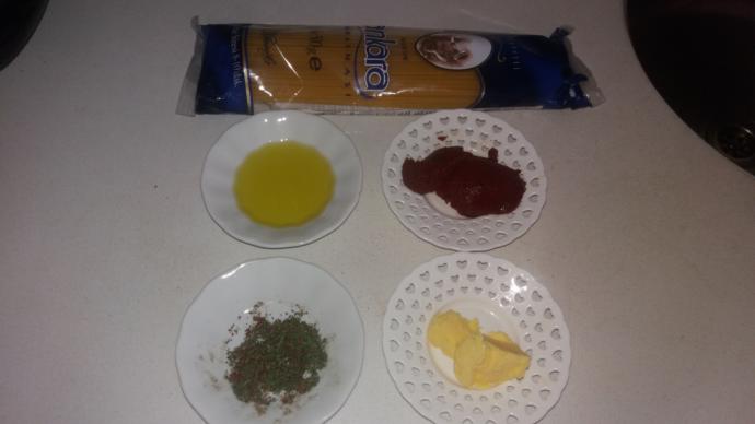 Türk İşi Yoğurtlu Soslu Spagetti Tarifi!