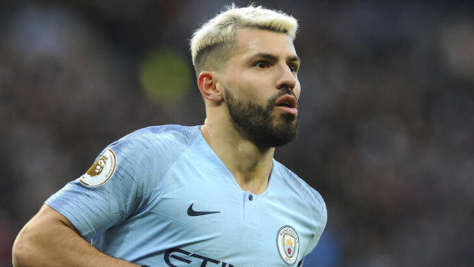 Dünyanın En İyi 10 Santrafor Futbolcusu