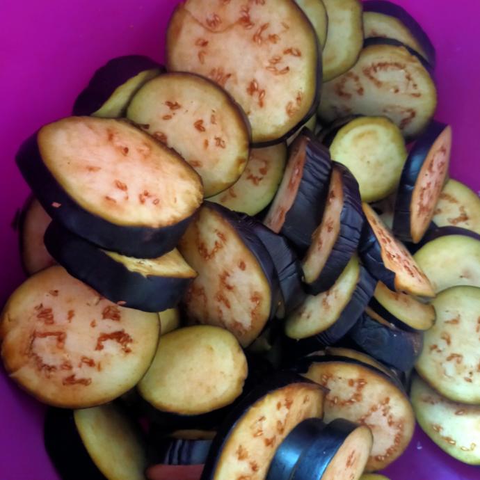 Enfes ve Pratik Patlıcan Kebabı Tarifi