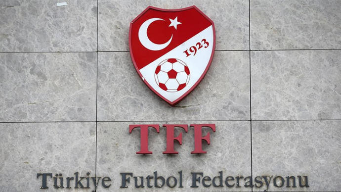 Türkiye Futbol Federasyonu Bu Sezon İçin Küme Düşmeleri Kaldırdı