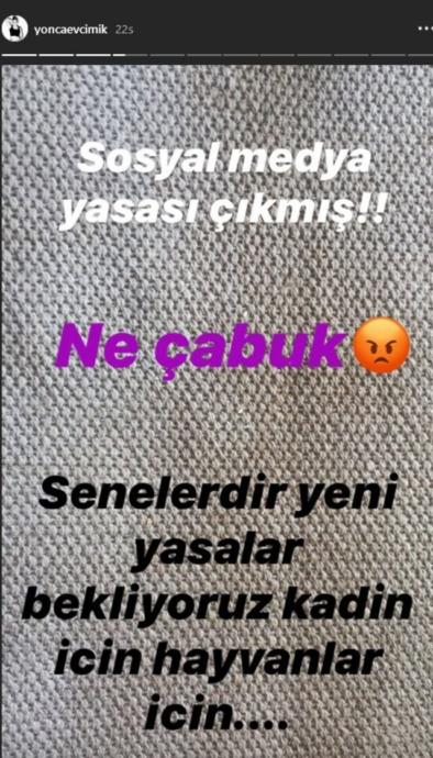 Şarkıcı Yonca Evcimik Sosyal Medya Yasasının Çıkış Hızına Tepki Gösterdi