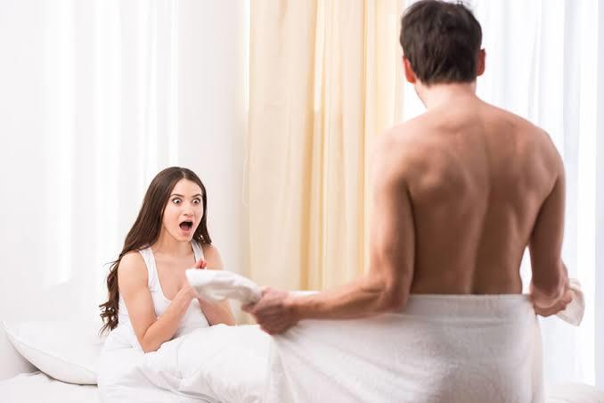 Choqintirgan otam xotinimni uyda sikadi