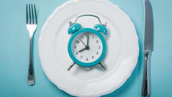 Aralıklı Oruç (Intermittent Fasting) Diyeti