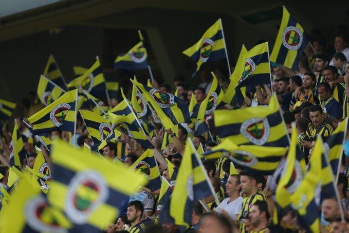 FİFA Resmi Twitter Hesabında Yayımlanan Anket Sonucu: Fenerbahçe Taraftarı Daha Tutkulu!