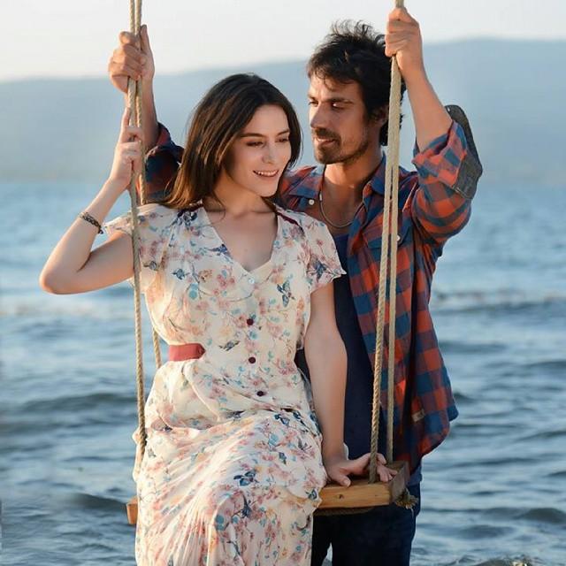 Bir Erkeğin Sizi Sevip Sevmediğini Anlamanın Yolları Neler?