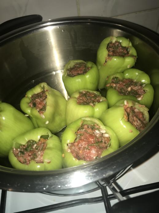 Pratik Yemek Deyince Akla Hemen Onun Adı Gelir: Dolma Dolma Dolma!
