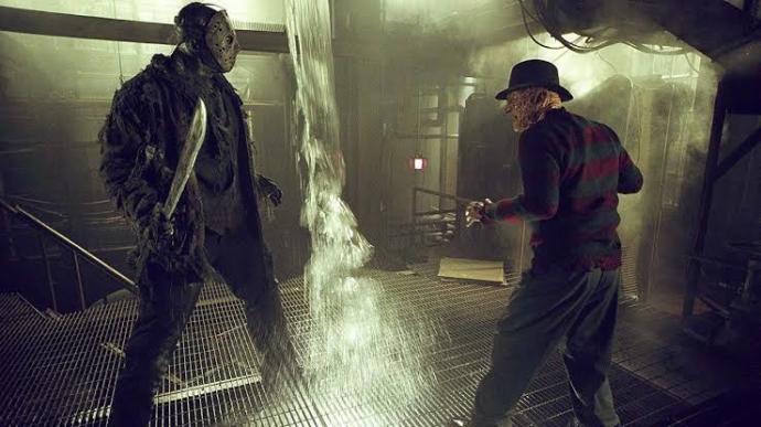 İki Yıkım Makinası Karşı Karşıya! Freddy Jason’a Karşı