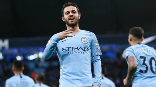 Sağ Kanat Mevkisinde Oynayan En iyi 10 Futbolcu