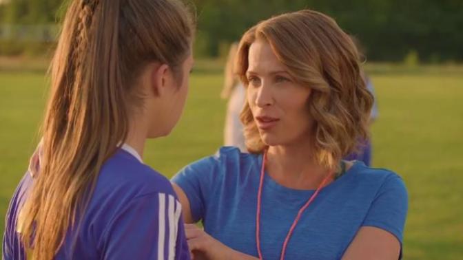 Kendi Kızını Şampiyon Yapmak İsteyen Takıntılı Bir Koç: Lethal Soccer Mom