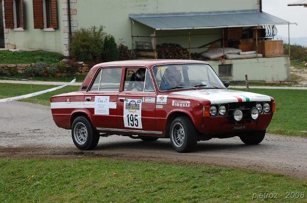 Rallilerde de kullanılan Fiat 124 Special