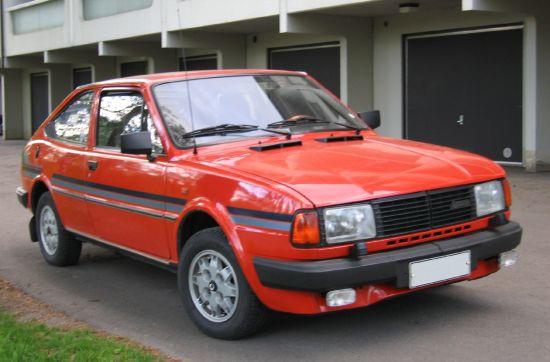 Adı daha sonra Rapid diye değiştirilen Skoda 120L Hatchback modeli