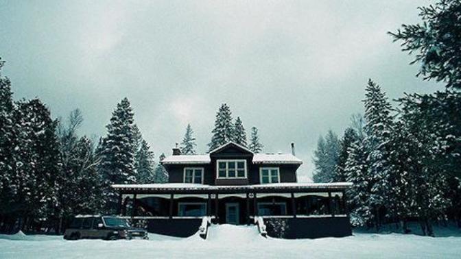 Sorunlu Bir Psikolojiye Sahip Olan Bir Kadının Çocuklarla İmtihanı: The Lodge