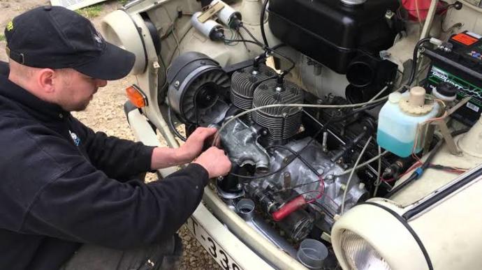 Trabantın iki zamanlı motosiklet motoru
