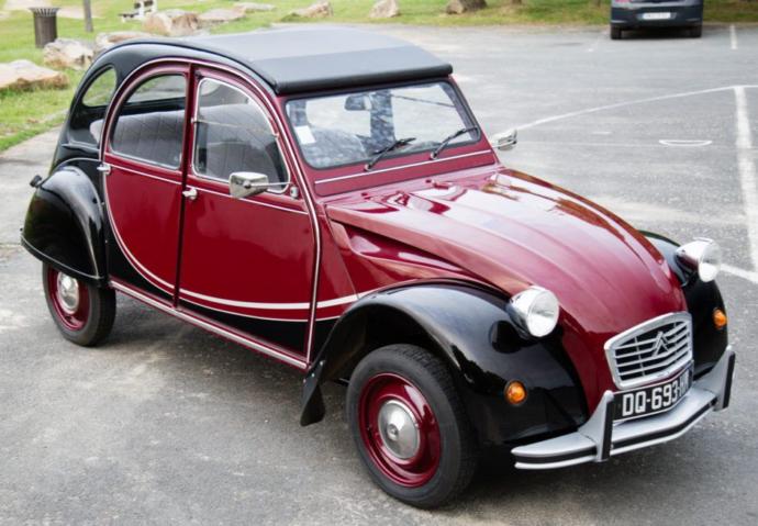 Bir Fransız Klasiği Citroen 2CV