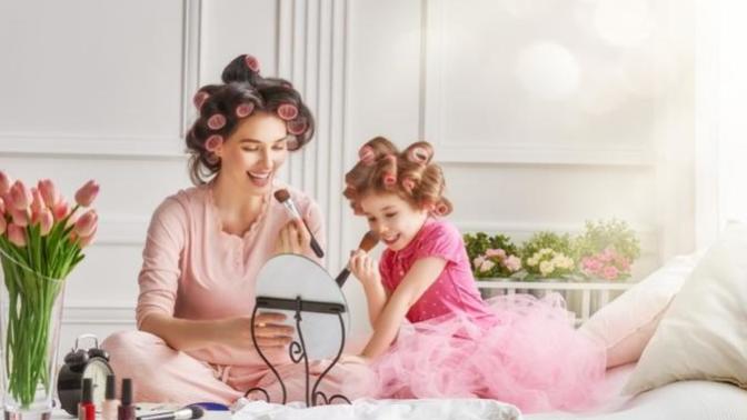 "Mükemmel Anne" Olmanın Zararları; Mükemmellik Sendromu!
