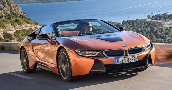 BMW i8 elektrikli araba
