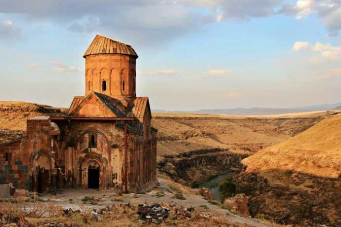Altı Üstünden Daha Güzel: Yer Altı Şehirleri