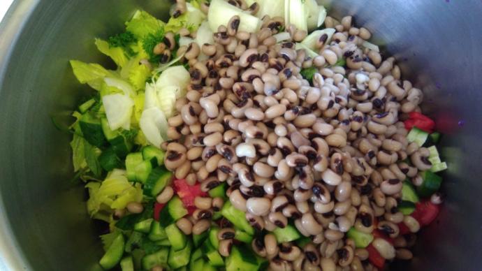 KS de Yine Bir İlk: Börülceli Yeşil Salata İle Geldim