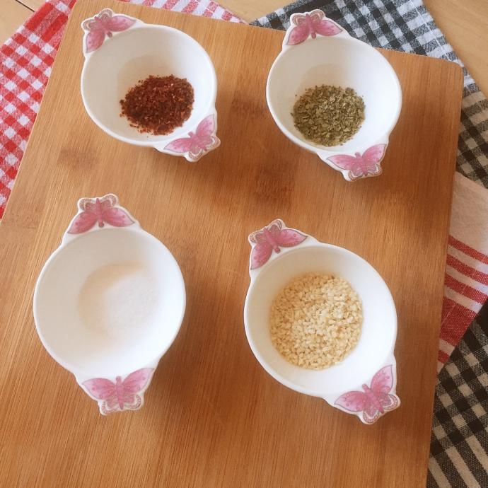Mutfağın Demirbaşı: Fırında Susamlı Patates Tarifi!