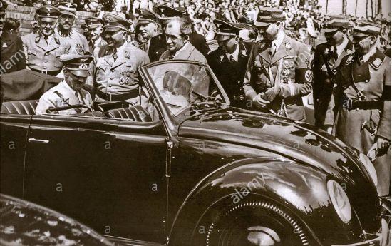 KDF wahen içinde Hitlerin mutluluğu yüzünden okunuyor.