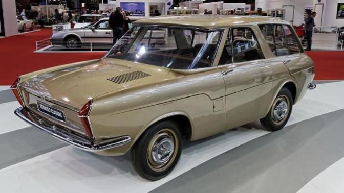 Yön Algınızı Tersine Çeviren Araba: Renault 900!