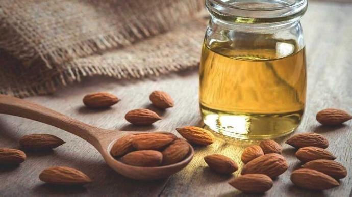 Saçları Besleyen Doğal Bakım Yağları Nelerdir?