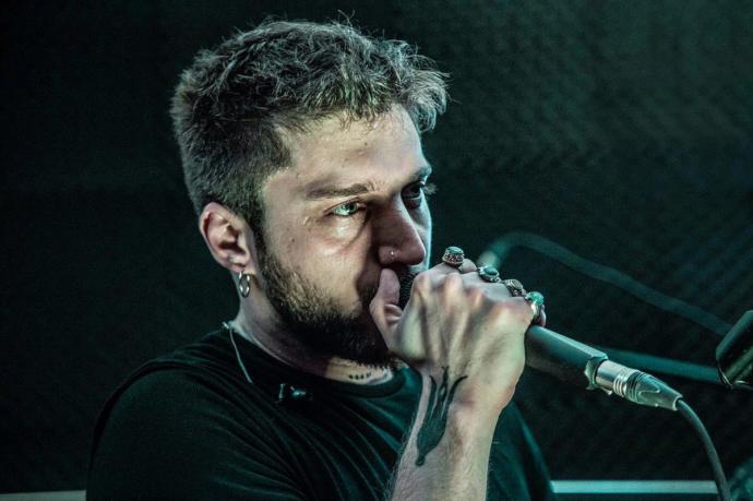 O, Rock Müziğin Cool Çocuğu: İnsanın İçine İşleyen Şarkıların Bestecisi ve Şarkıcısı Ufuk Beydemir KizlarSoruyorda!