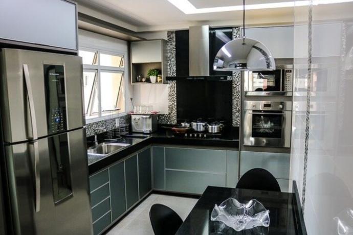 Paslanmaz Çelik Yüzeyler İlk Günkü Gibi Kalsın: Inox Temizleme Dosyası
