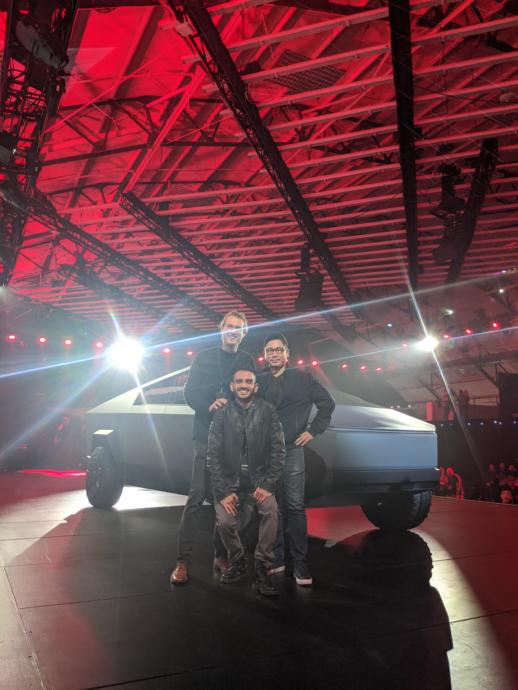 Aybars Turan ve Tesla Motorsdaki ekip arkadaşları