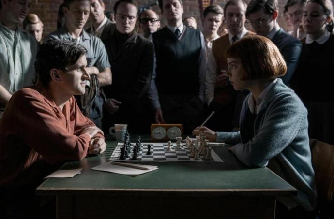 Satranç Sevdiren Dizi: The Queens Gambit! Sen İzledin mi?