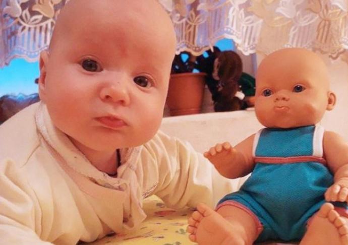 Benzerlikleri ile Yok Artık Dedirten Bebekler ve Oyuncakları