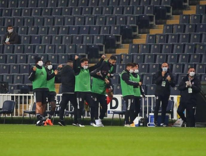 9 Kişi, 10 Kişi, 11 Kişi, Evinde, Deplasmanda, Seyircili, Seyircisiz, Kalecili, Kalecisiz.. BEŞİKTAŞ, Fener B.yi 3-4 Mağlup Etti!