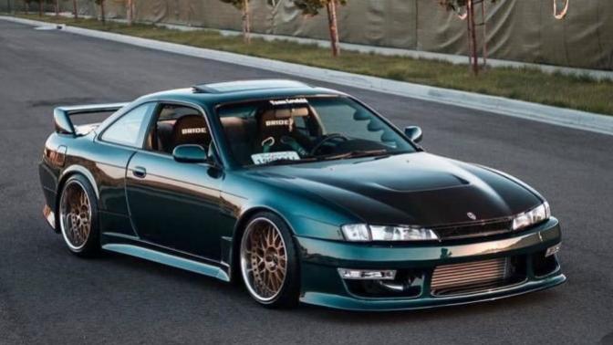 Düz Gitmeyi Sevmeyen Otomobil: Nissan 200Sx - S14!