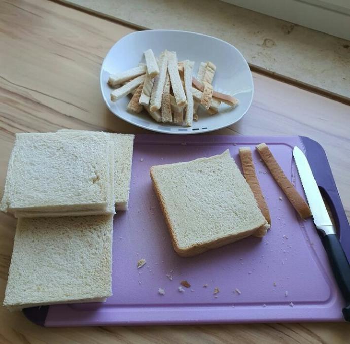 Pratik mi Pratik Bol Malzemeli Ekmek Kızartması Tarifi!