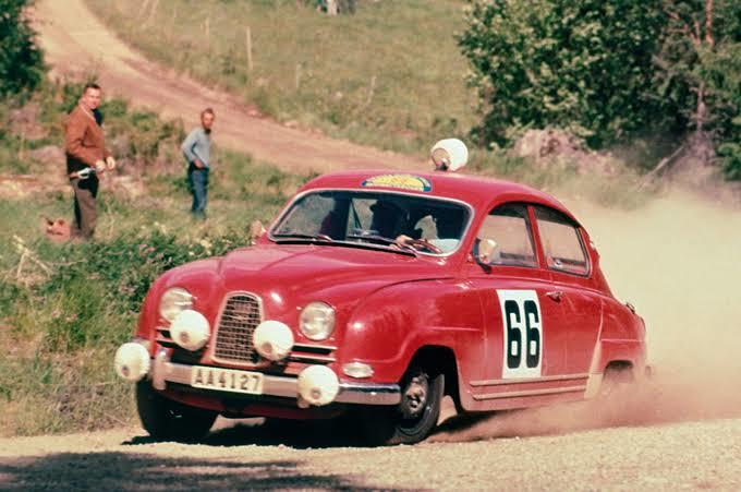 Bir İskandinav Estetik Harikası: Saab 93!