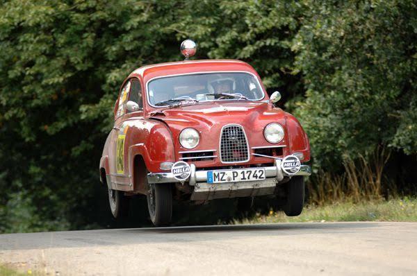 Bir İskandinav Estetik Harikası: Saab 93!