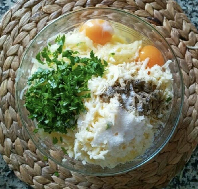 Görenlerin Hayran Kalacağı Nefis Kıymalı Patates Rulo Tarifi 💛