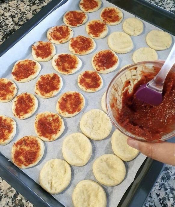 Sevimli Ve Lezzetli Mini Pizza Tarifi 🍕