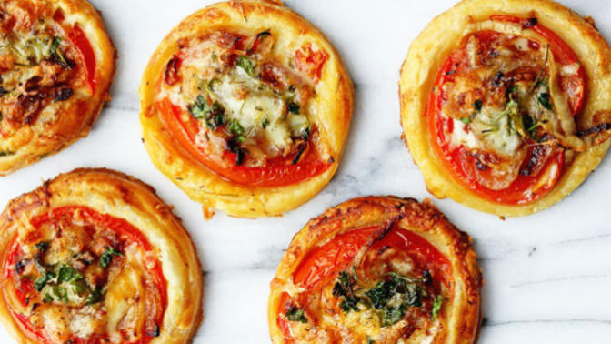 Sevimli Ve Lezzetli Mini Pizza Tarifi 🍕