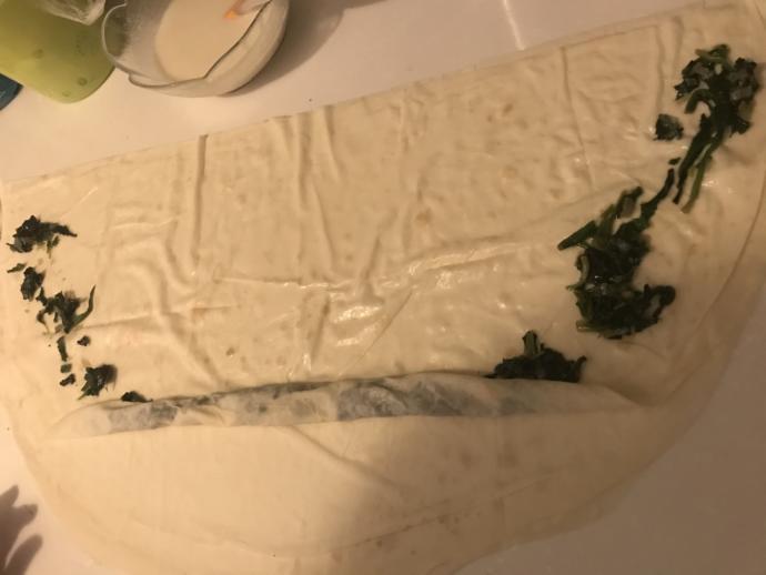 Çayın En Lezzetli Refakatçisi: Ispanaklı Börek Tarifim