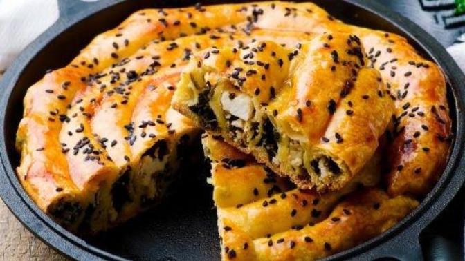 Çayın En Lezzetli Refakatçisi: Ispanaklı Börek Tarifim
