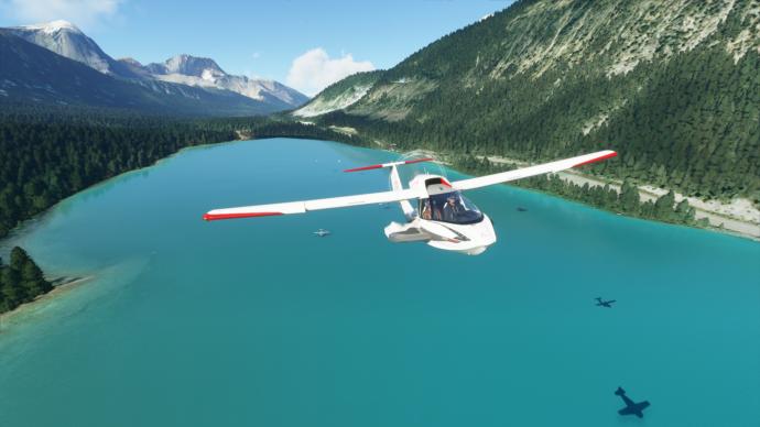 Alberta eyaletindeki dünya harikası Moraine Gölü