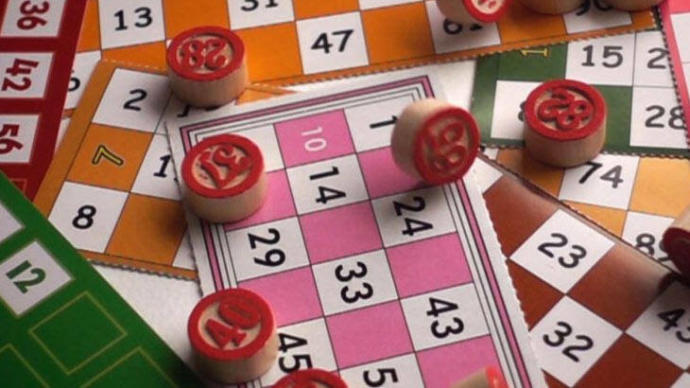 Yeni Yılda Ailenizle Evde Oyun Oynamaya Ne Dersiniz? KizlarSoruyor
