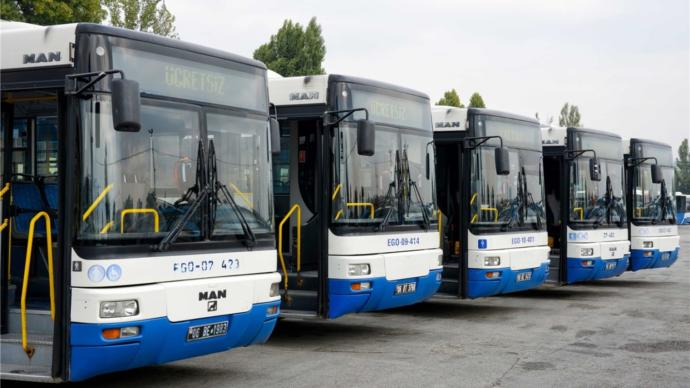 otobüsler
