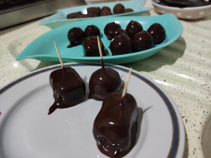 Çay Demleninceye Kadar Hazır; Pratik Truff Tarifim!