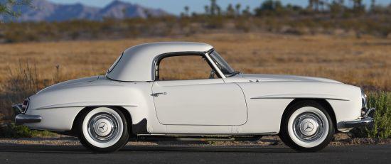 Mercedes 190 SL her açıdan harika görünen bir arabaydı