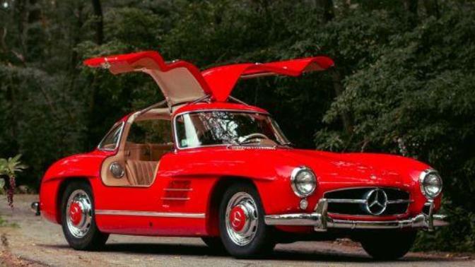 O Sadece Bir Araba Değil, Sanat Eseri: Mercedes Benz 300 SL!