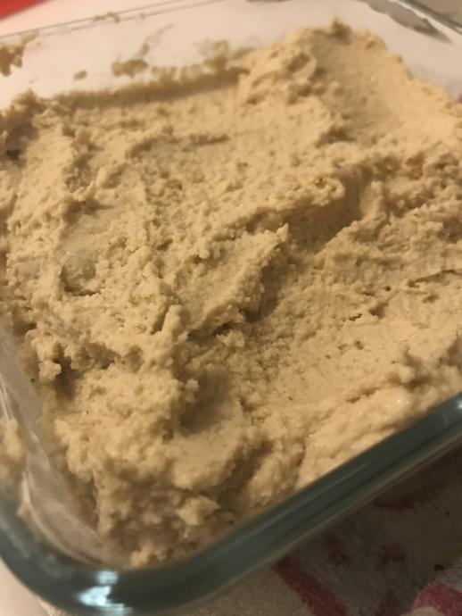 Yeni Yıl Sofrasının En Sevilen Mezesi: Pratik Humus Tarifim